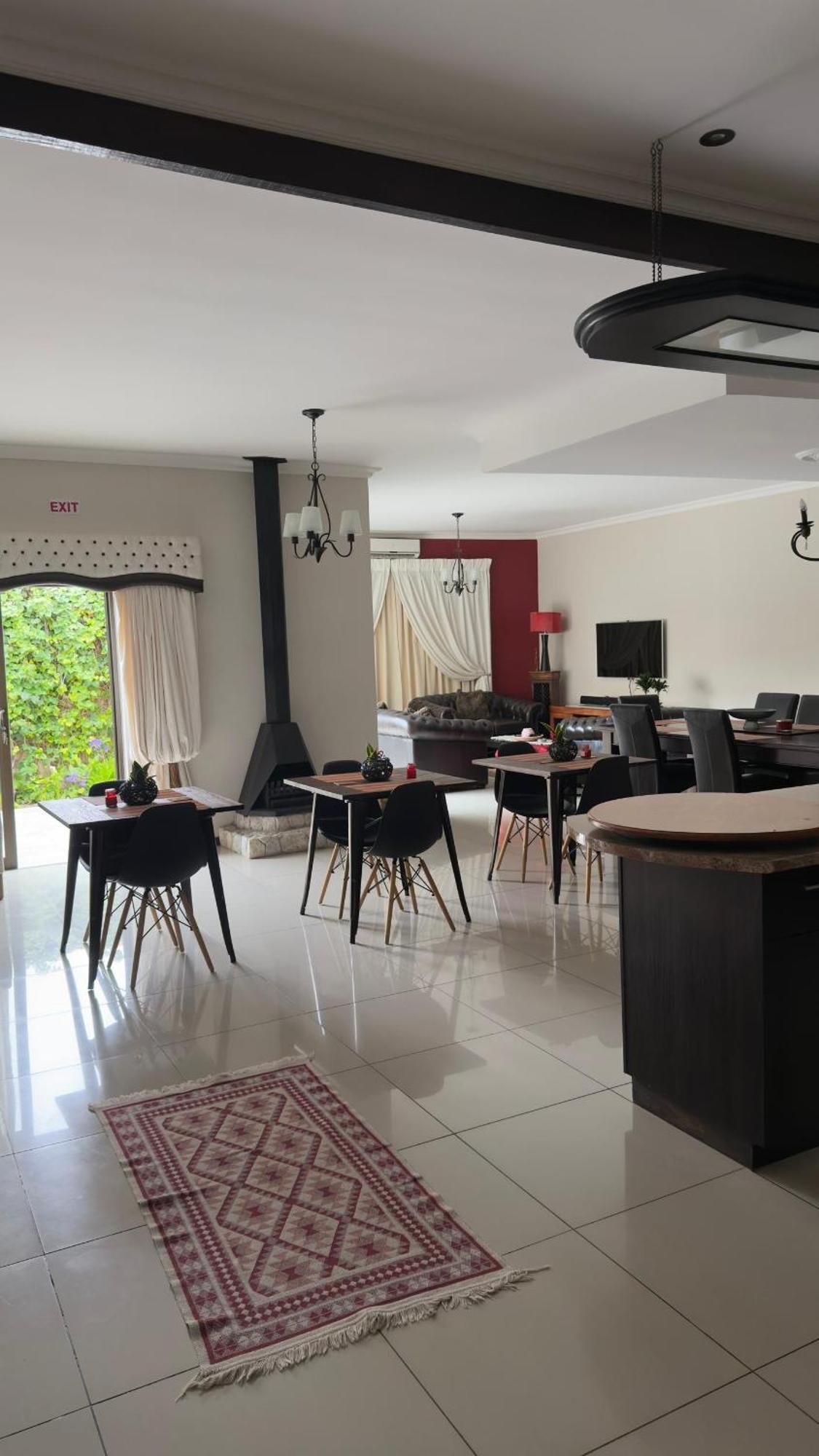 Cora'S Boutique Bed & Breakfast Swakopmund Exterior foto